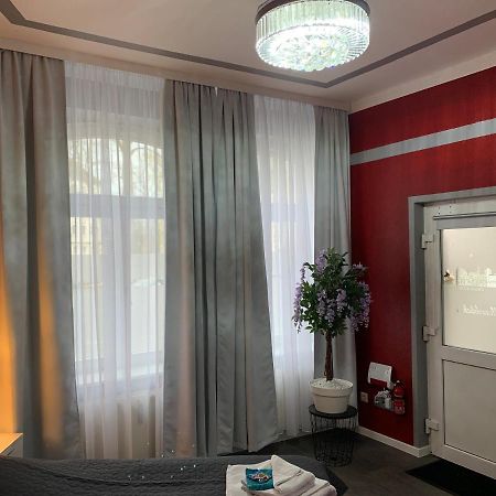 Exklusive Stadtwohnung Am Elbradweg: Best-Preis-Fewo Rathausblick 1 Fuer Max. 3 Pers. Inkl. Wlan, Prime Video & Self Check-In Віттенберґе Екстер'єр фото