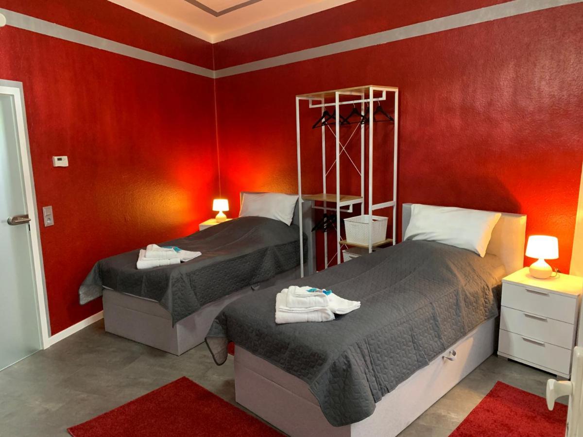 Exklusive Stadtwohnung Am Elbradweg: Best-Preis-Fewo Rathausblick 1 Fuer Max. 3 Pers. Inkl. Wlan, Prime Video & Self Check-In Віттенберґе Екстер'єр фото